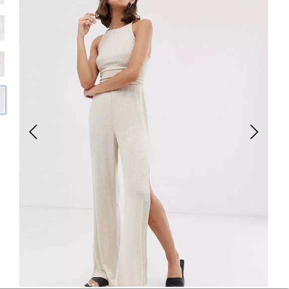 ~~ SOLD~~ ASOS DESIGN jumpsuit with split leg and rope tie back detail - Picture 4 of 9